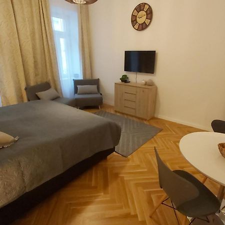 Angelika Apartments فيينا الغرفة الصورة